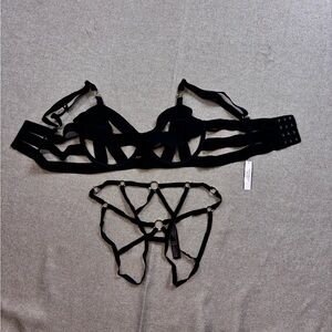Victoria's Secret Very Sexy Strappy Balconette Bra Set Bra 36C Bottom Small